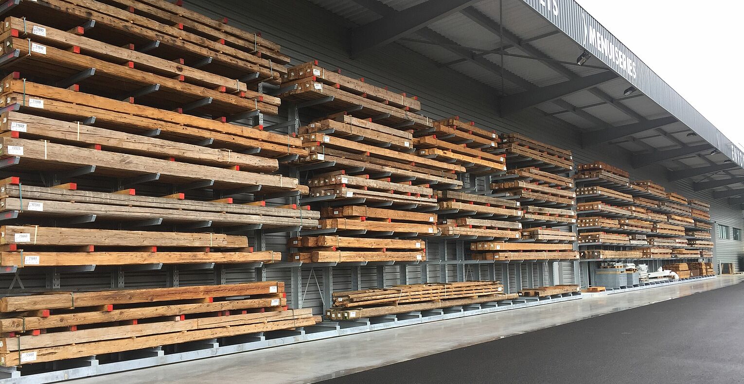 [Translate "Ireland"] Cantilever racking timber trade