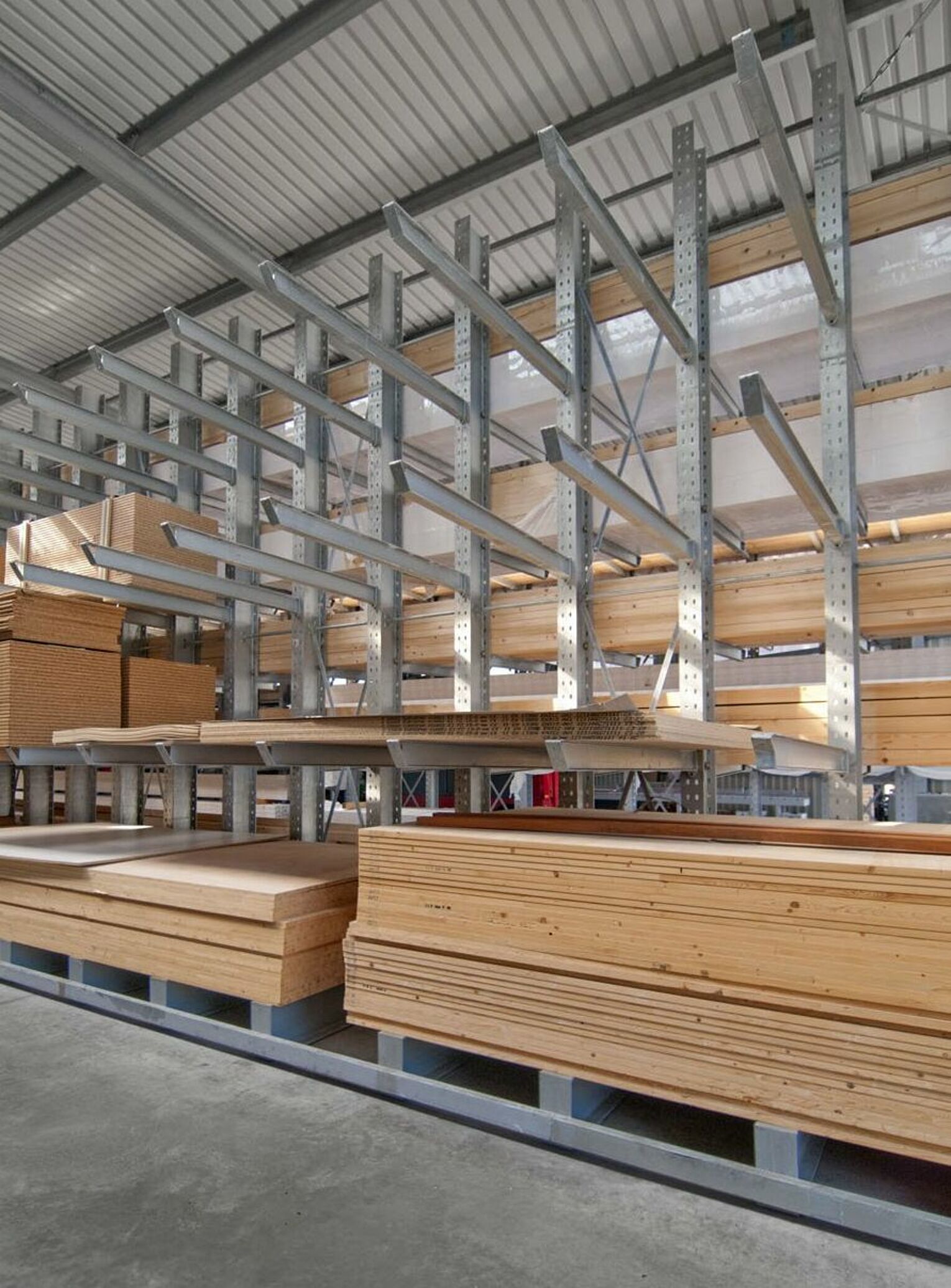 [Translate "Ireland"] Cantilever racking timber trade